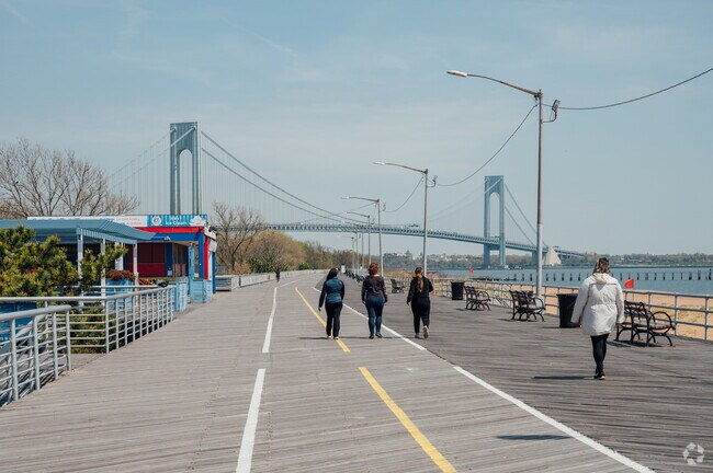 New Yorkers getting their exercise in South Beach near Fort Wadsworth.