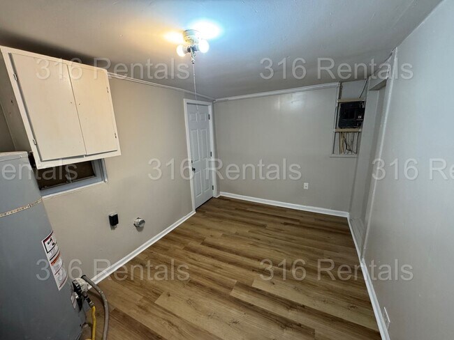 Foto del edificio - $875 - 2 bed 1 bath - Single Family Home