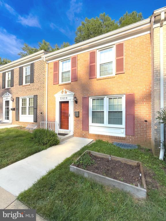 Building Photo - 2419 Ansdel Ct
