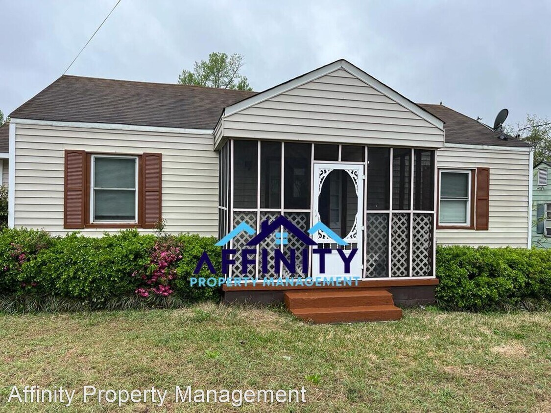 3 br, 2 bath House 962 Quinlan Drive House Rental in Macon, GA