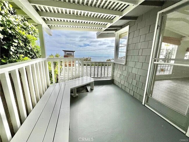 Foto del edificio - 2260 Glenneyre St