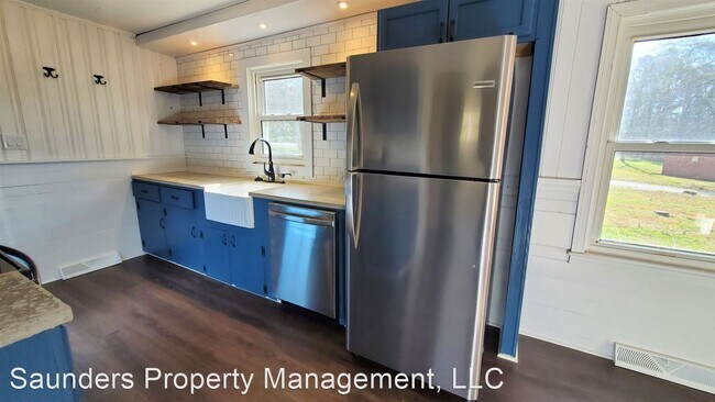 Foto del edificio - 3 br, 1 bath House - 4433 Carlton Circle