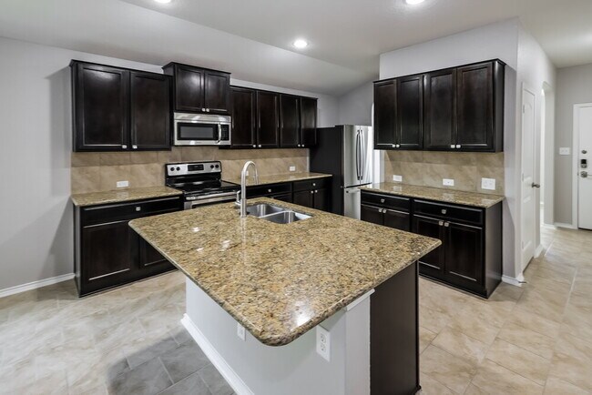Foto del edificio - 1711 Emerald Edge