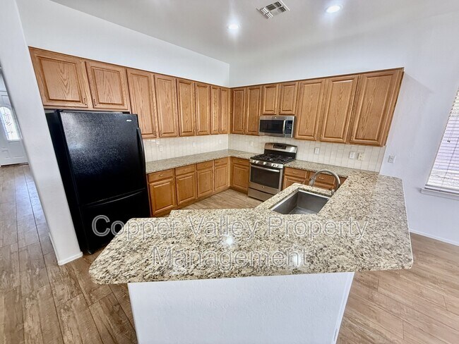 Building Photo - 6853 W Remuda Dr