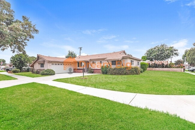 Photo - 5971 Sunland Place House