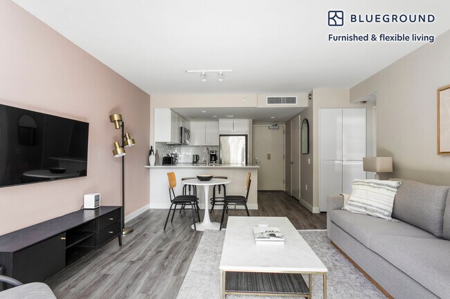 Foto del edificio - 225 S Olive St