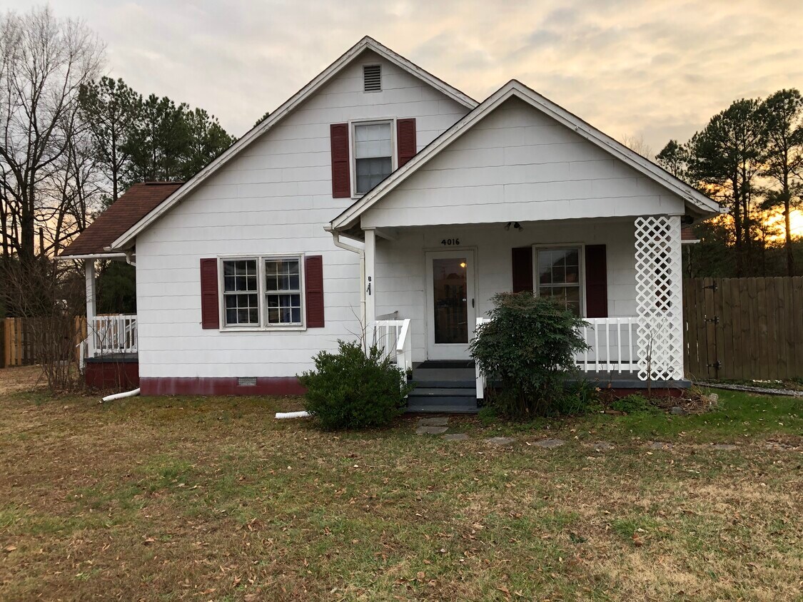 Primary Photo - 4016 Angier Ave