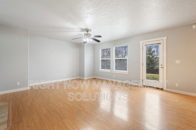 Foto del edificio - 5919 S Harrington Way