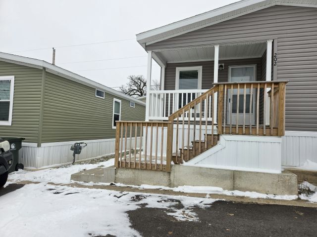 Foto del edificio - 202 Bluejay Ln