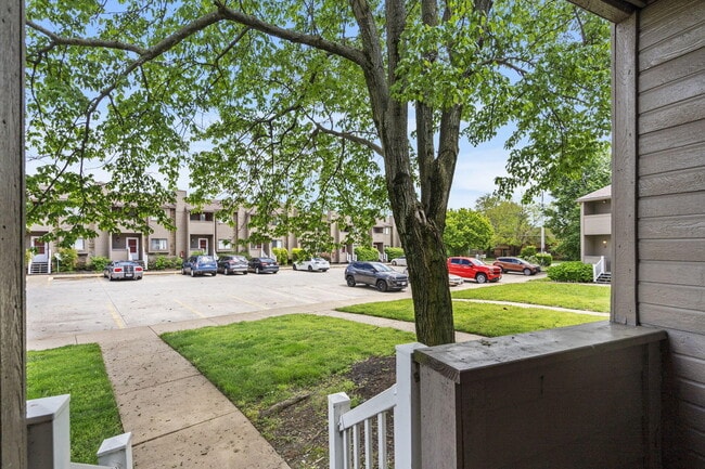 Foto del edificio - 1711 E Walnut Lawn St