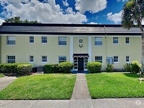 Building Photo - 1500 Gay Rd