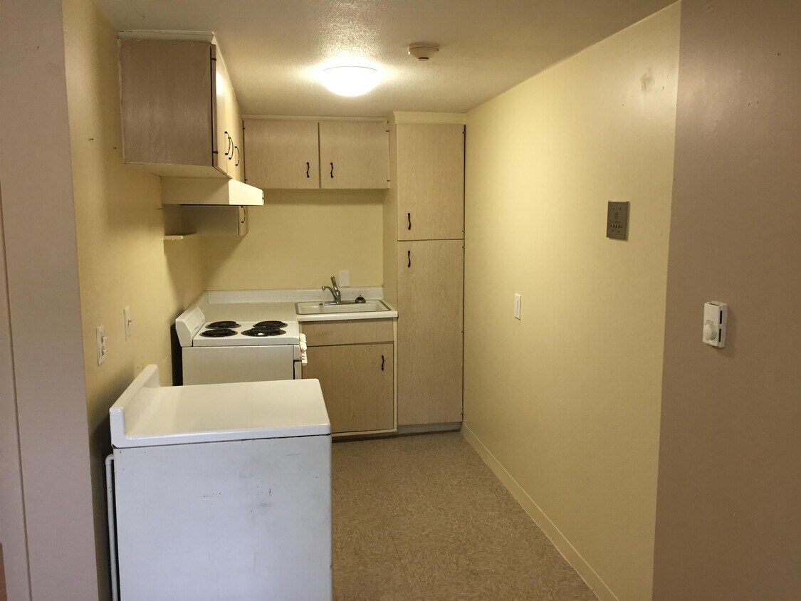 50 E Main St Unit 12, Orange, MA 01364 Apartment for Rent in Orange