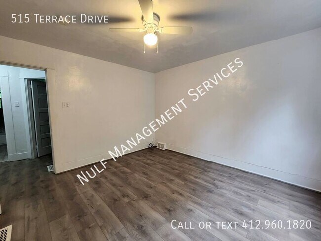 Building Photo - 2 Bed, 1 Bath unit in Harmar