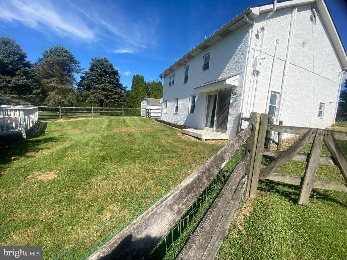 1476 Steelville Rd, Cochranville, PA 19330 House Rental in