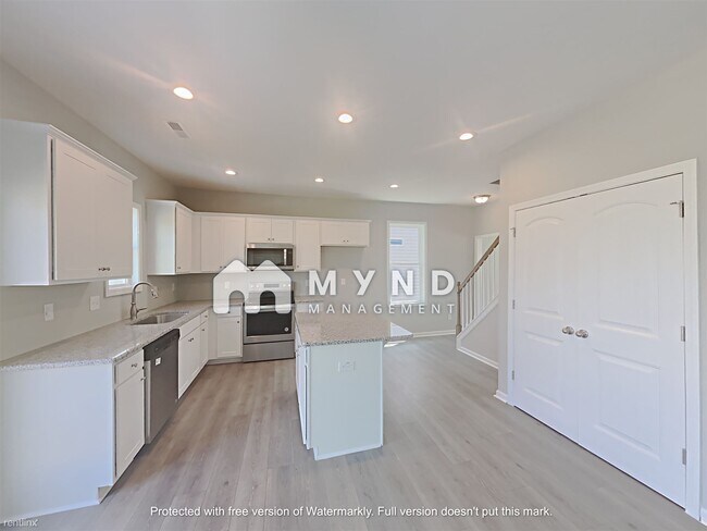 Foto del edificio - 4 br, 2.5 bath House - 651 Sturgeon Street