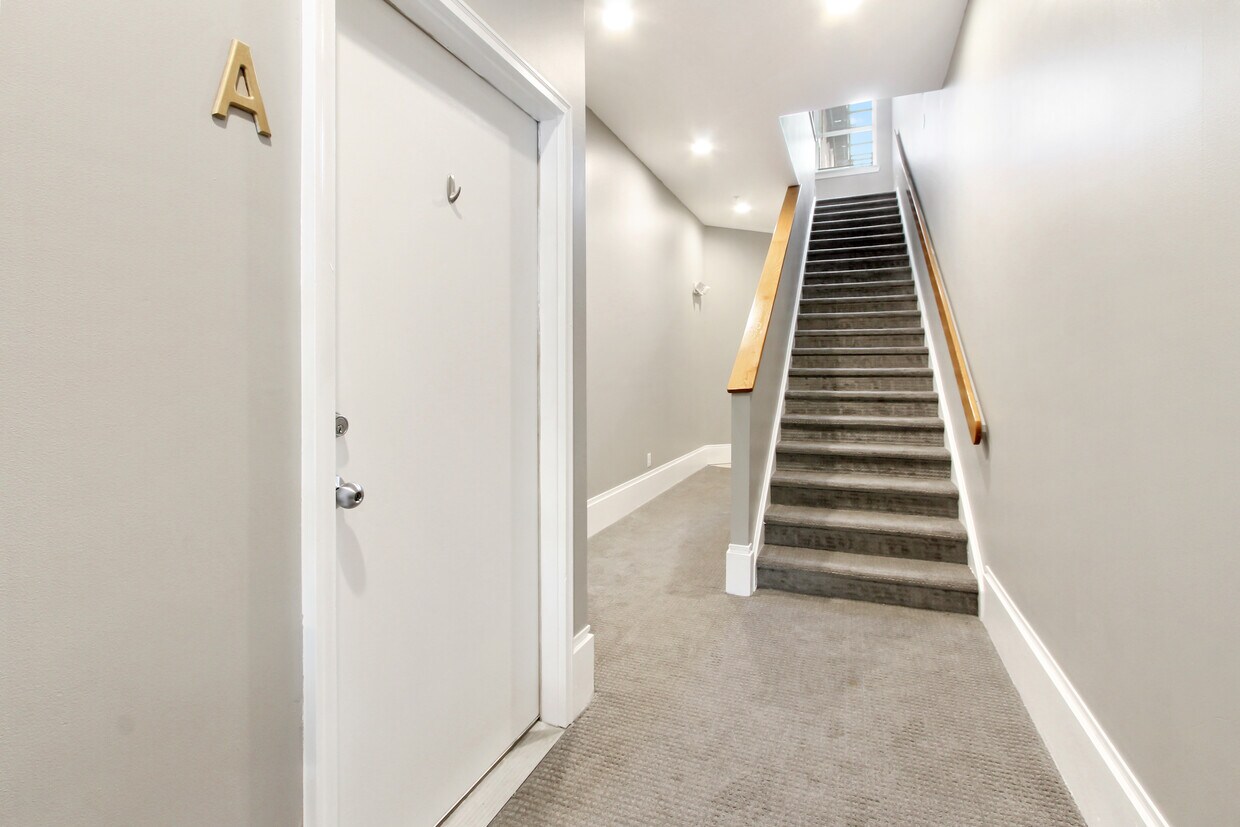 Foto principal - 836 Park Ave