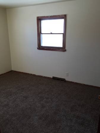 Building Photo - 5918-5920-5920 N 70th St