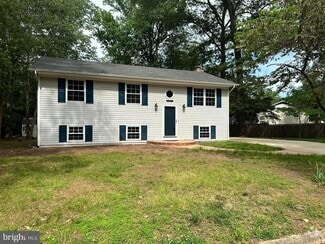 Building Photo - 3718 Nile Rd
