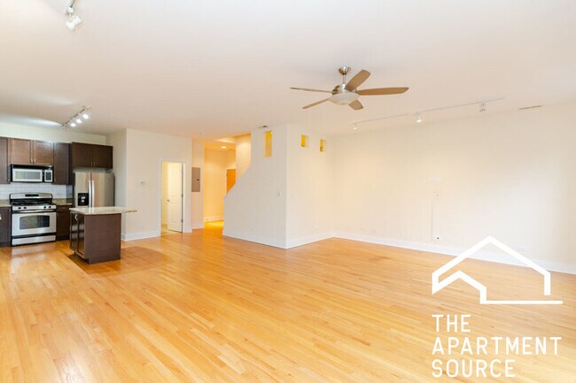 Foto del edificio - 2504 N Willetts Ct