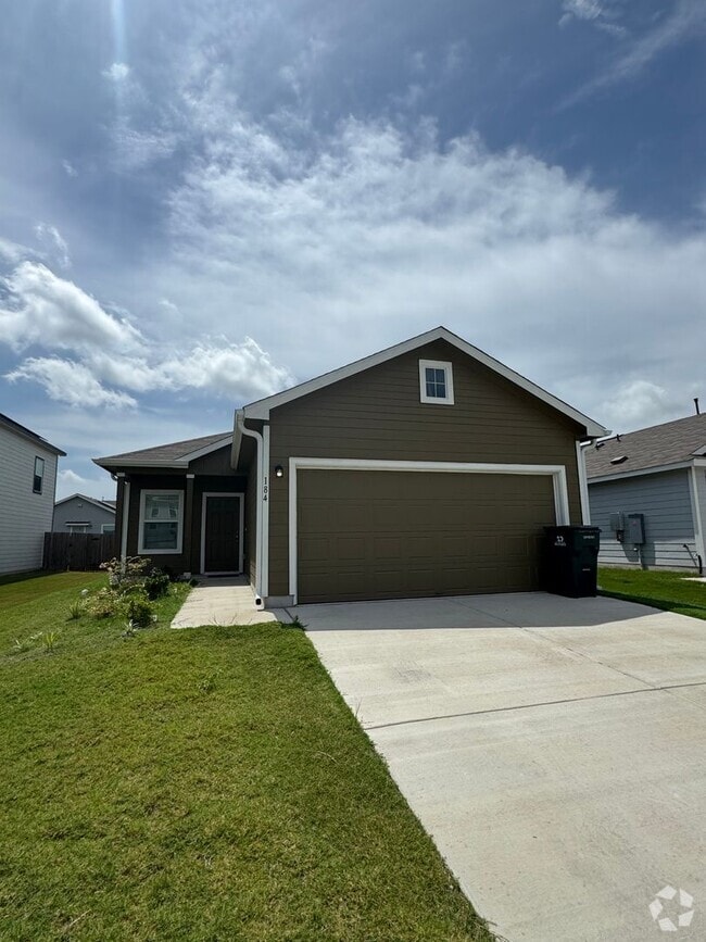 Building Photo - 184 Agate Clf Dr