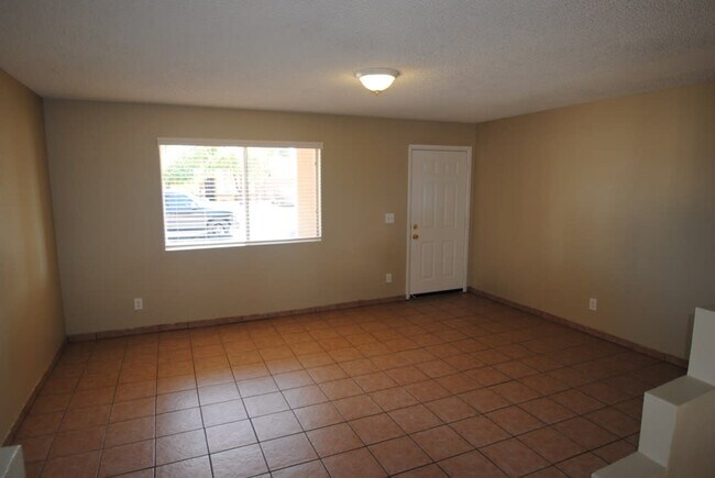 Building Photo - 7108 W Montebello Ave
