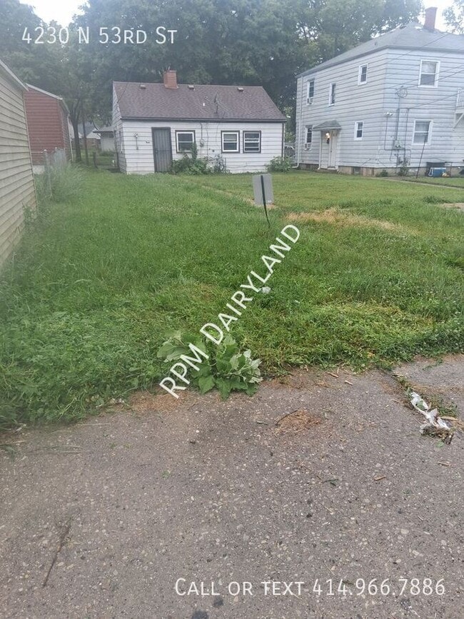 Building Photo - 4230 N 53rd St
