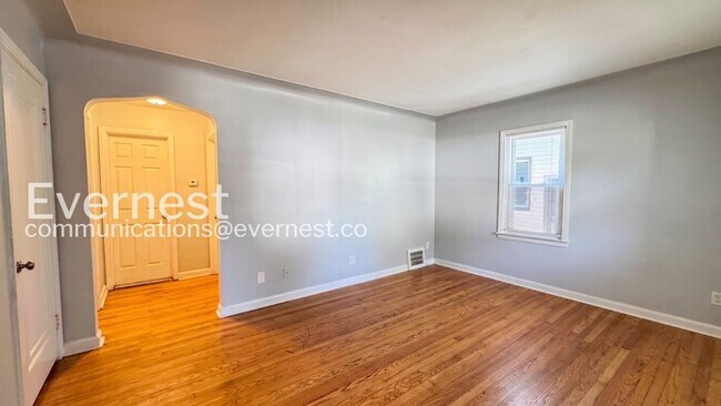 Foto del edificio - 20244 McCormick St