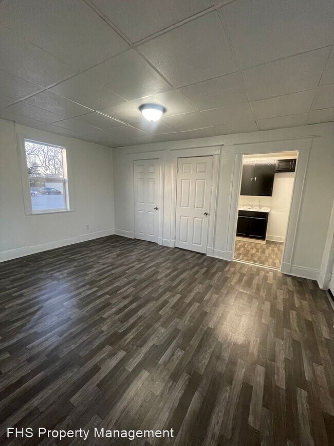 Foto del edificio - 1 br, 1 bath House - 1071 E Commercial Unit A