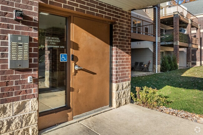 Entrance - Timber Bluff