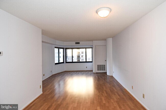 Foto del edificio - 900 N Stafford St