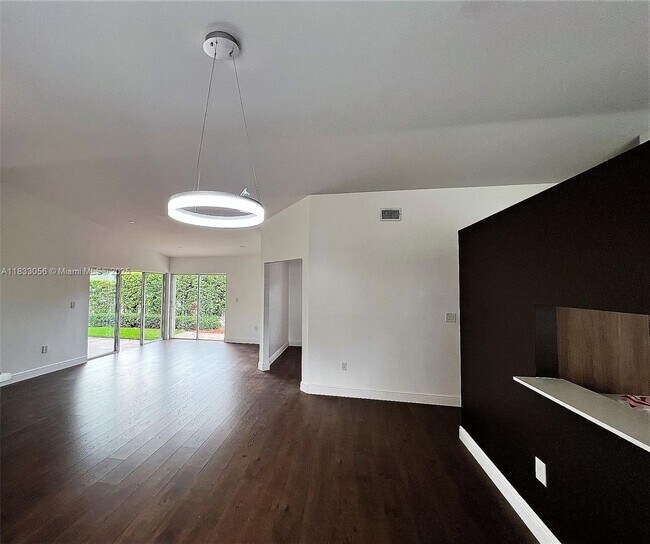Foto del edificio - 10201 NW 56th St