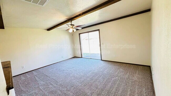 Foto del edificio - 4816 S Fairmont Ave