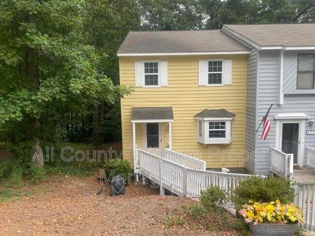 Building Photo - 5730 3 Oaks Dr