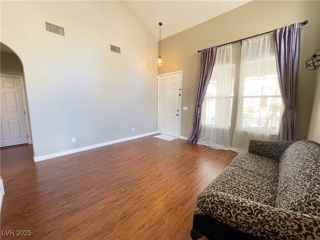Building Photo - 11761 Del Sur Ave