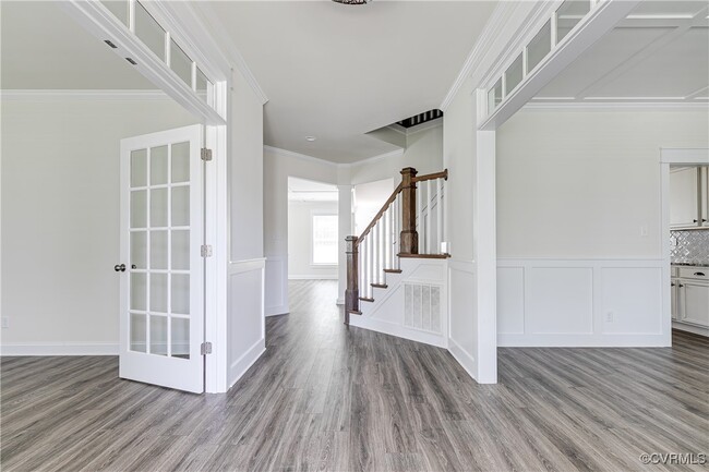 Building Photo - 1701 Anchor Landing Dr