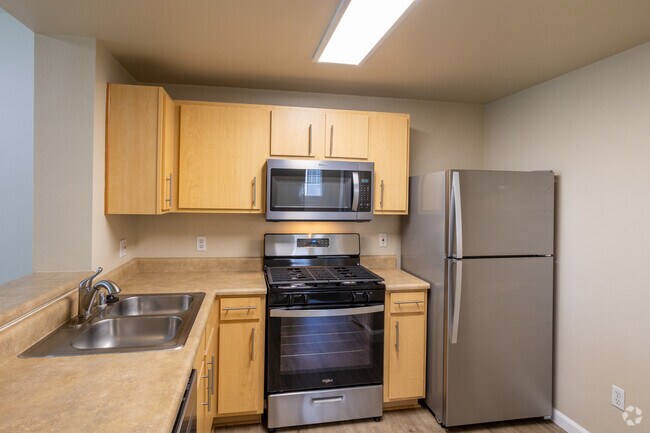 1 habitación, 1 baño - 755 pies cuadrados - Cocina - de Tolosa Ranch Apartments