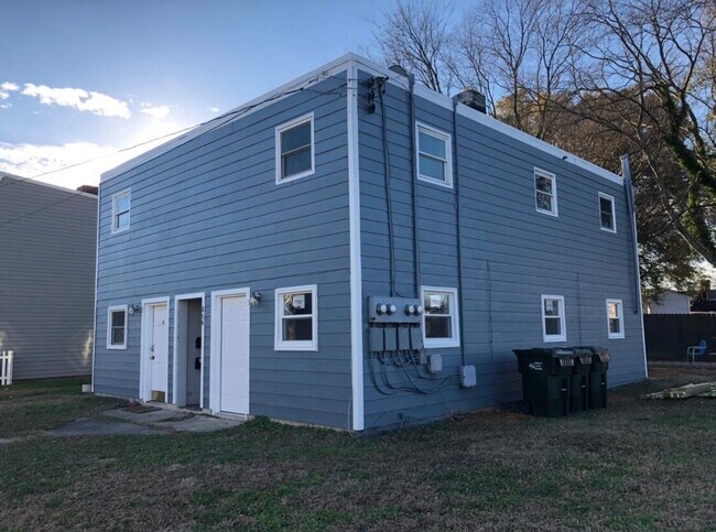 Building Photo - 804 N 22nd St