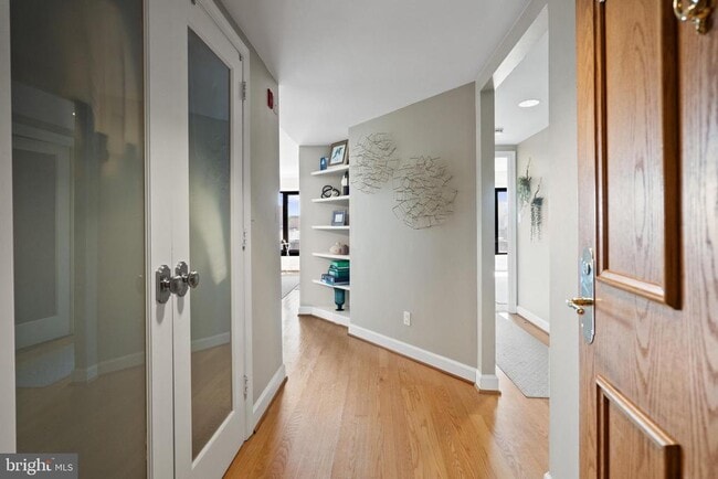 Foto del edificio - 1080 Wisconsin Ave NW