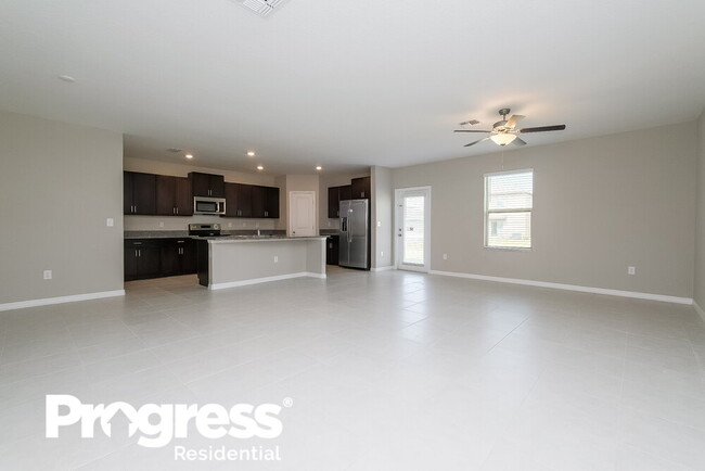Building Photo - 2380 Jungle Dr