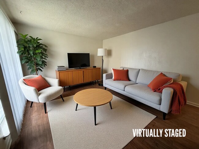 Foto del edificio - 4306 Lake Rd