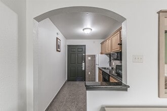 Building Photo - 1025 Swanson St