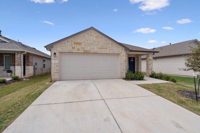 Building Photo - 705 Shallowford Pl, Bastrop, Texas 78602