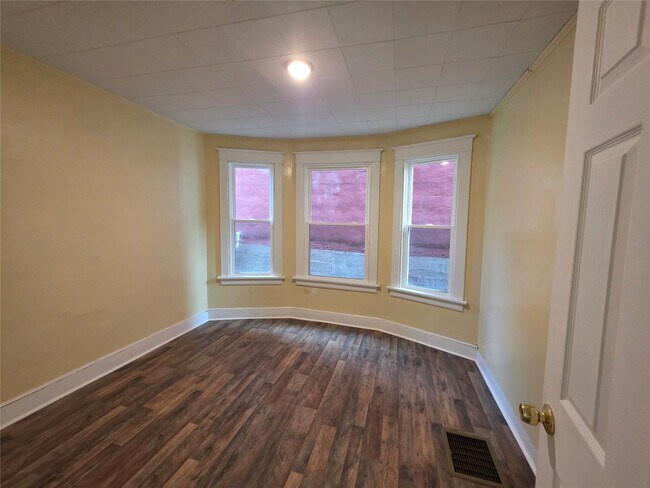 Foto del edificio - 155 Willow St