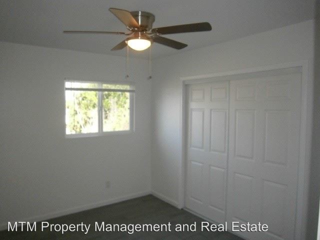 Building Photo - 1515 Skyline Dr