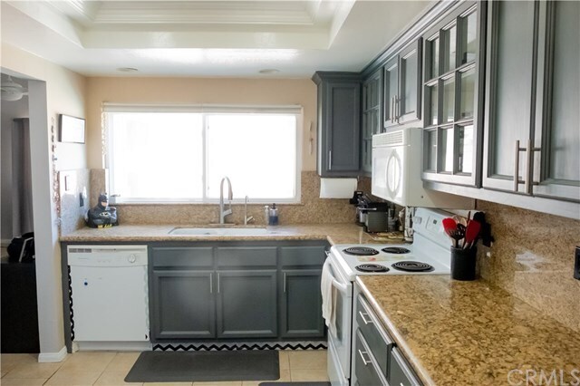 Foto del edificio - 24132 Big Timber St