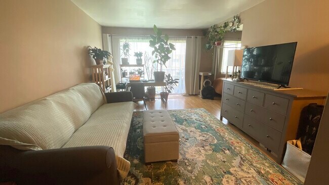 Building Photo - 4 Villa Verde Dr
