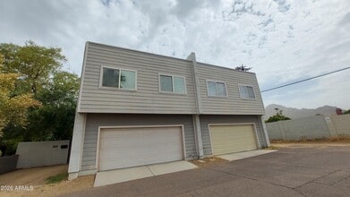 Building Photo - 1728 E Ocotillo Rd