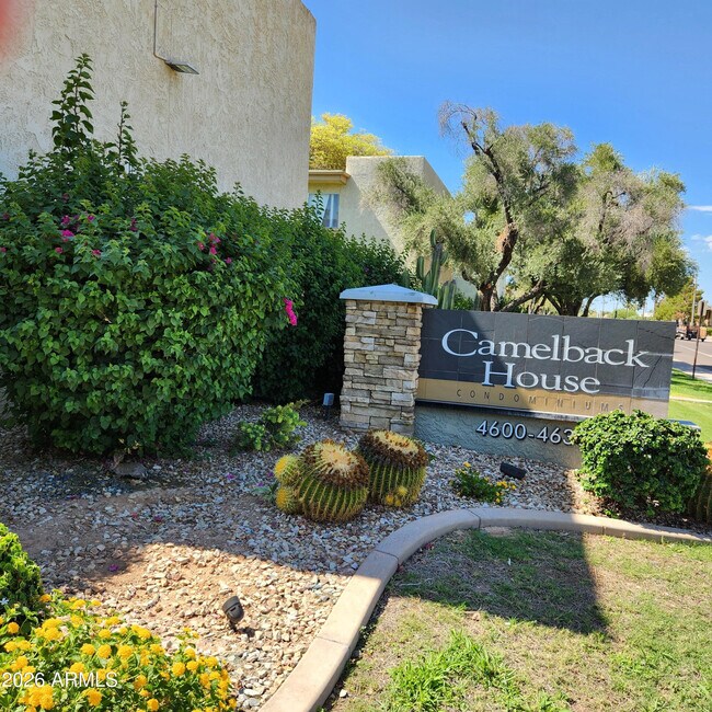 Foto del edificio - 4600 N 68th St