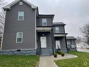 Building Photo - 1301 Indianola St