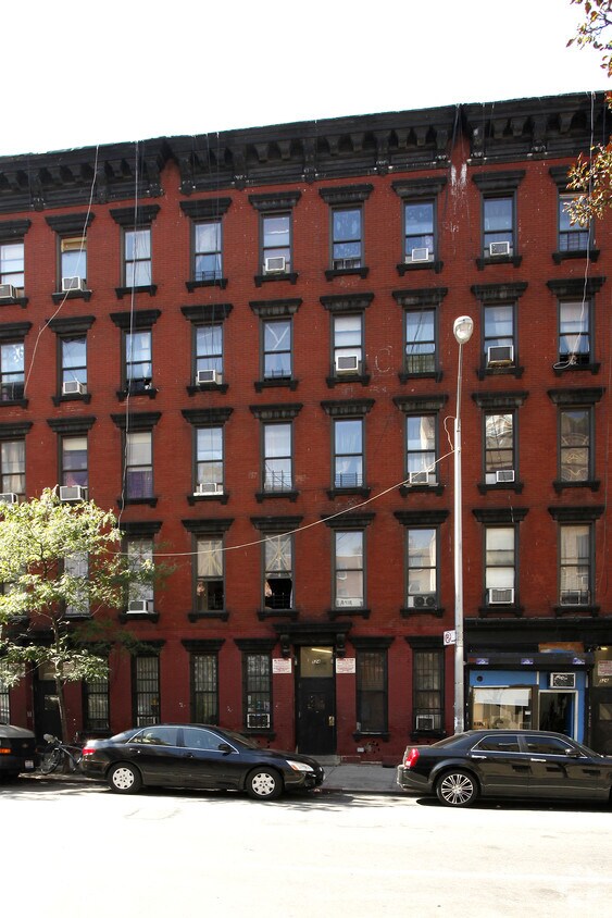 Foto del edificio - 524 W 47th St